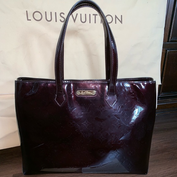 Louis Vuitton Handbags - Louis Vuitton Wilshire MM